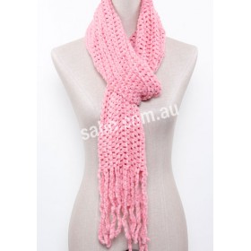 Crochet Scarf with Fringe 